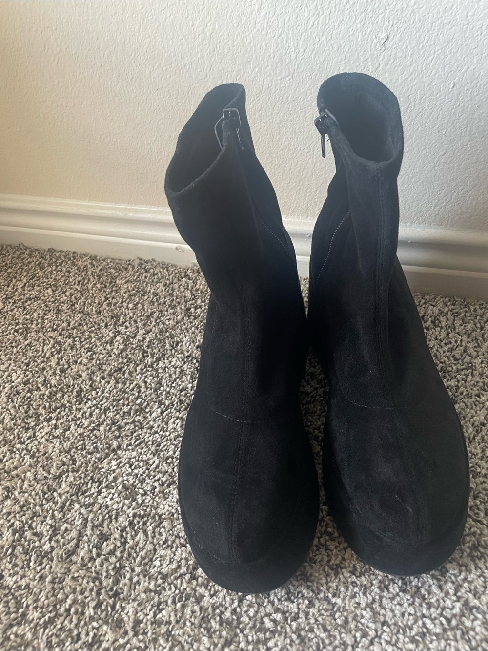 Wild pair Women’s Black faux suede/velver Ankle Boots with Side Zip